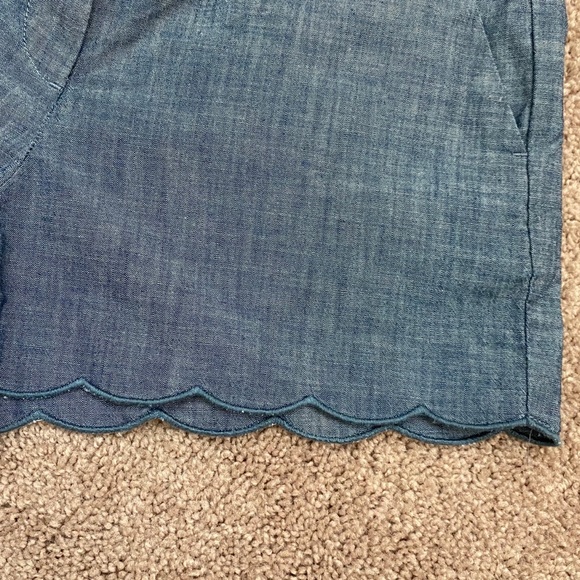 Gap Summer Shorts SCALLOPED HEM - Picture 2 of 12
